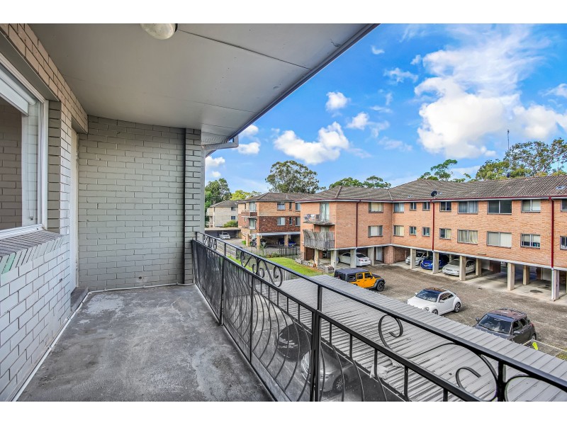 10/26-28 Oxford St, Merrylands NSW 2160