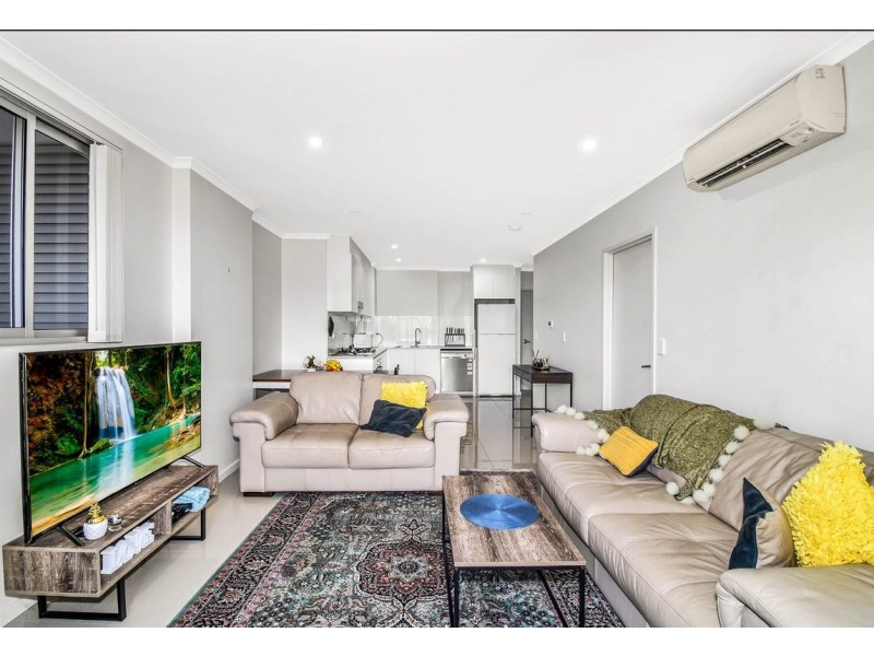 14/42 Hoxton Park Rd, Liverpool NSW 2170