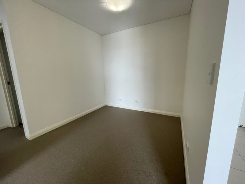 60/1-3 Bigge St, Liverpool NSW 2170