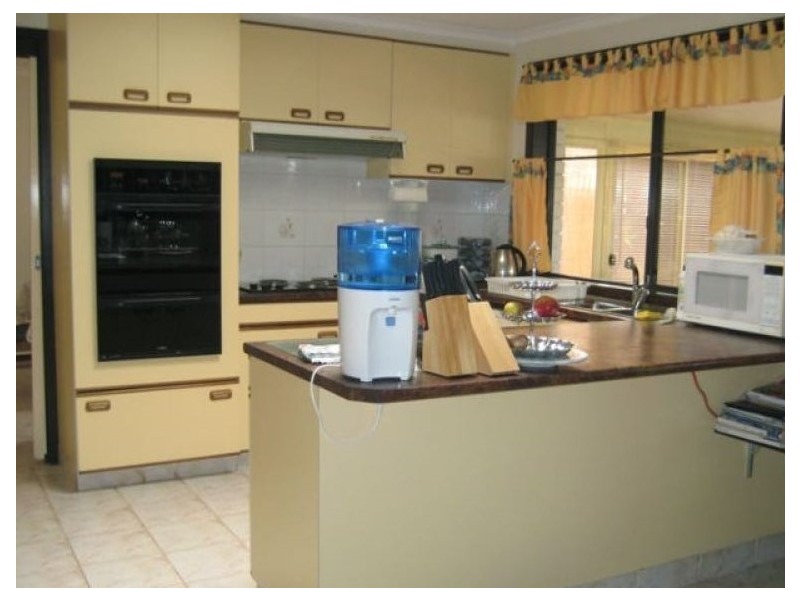 6 Carnation Avenue, Casula NSW 2170