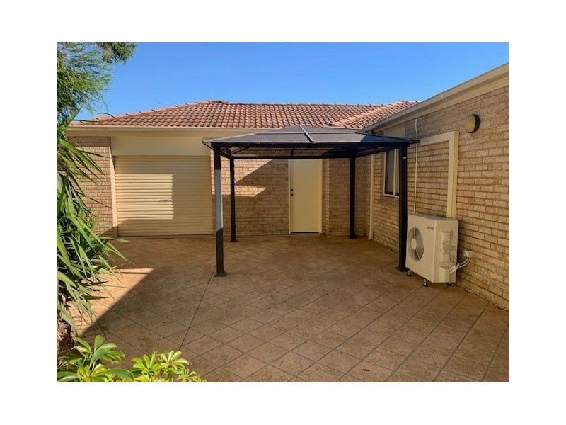 10 Solander Avenue, West Hoxton NSW 2171