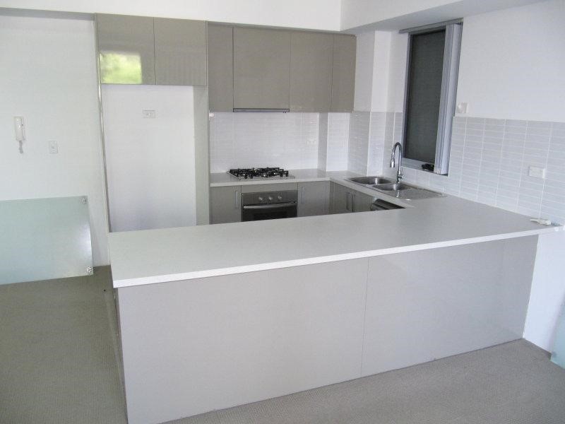 1/10 Castlereagh St, Liverpool NSW 2170