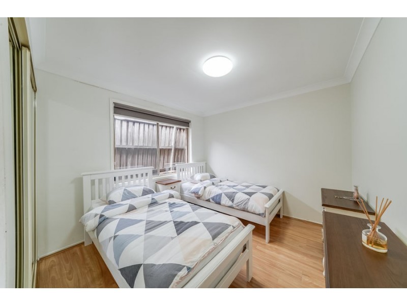 6 Gerroa Place, Prestons NSW 2170