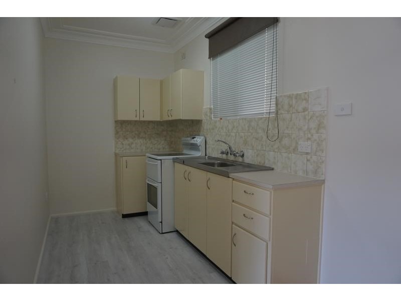 6/6 DRUMMOND STREET, Warwick Farm NSW 2170
