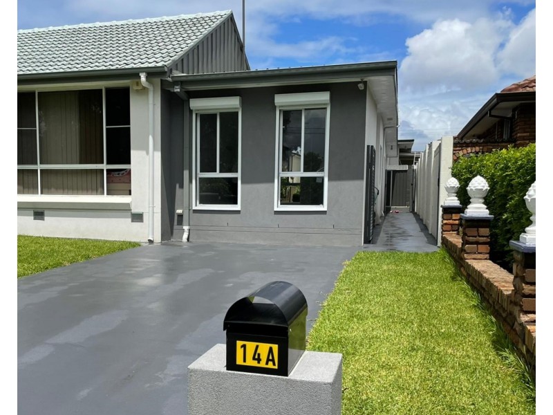 14a Moir St, Smithfield NSW 2164