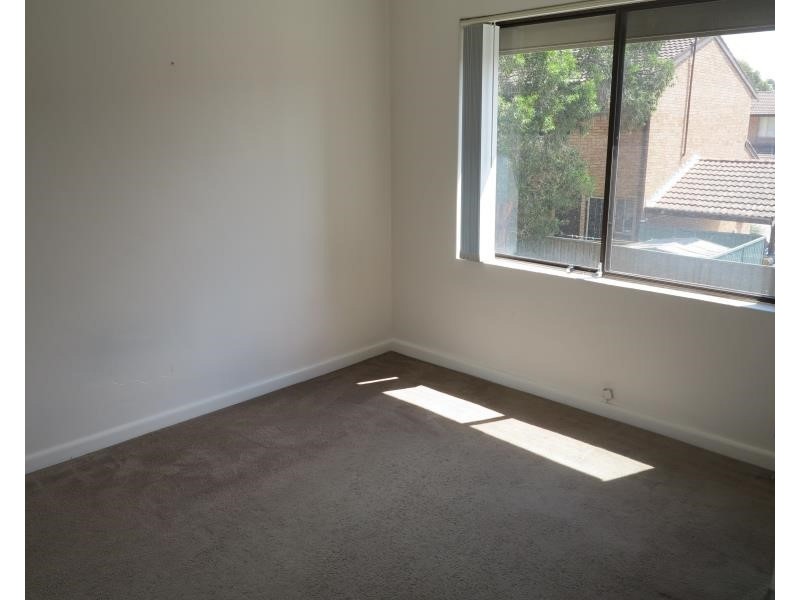 8/8 Beale Street, Liverpool NSW 2170