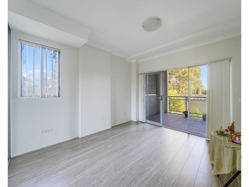 11/93-95 Campbell Street, Liverpool NSW 2170