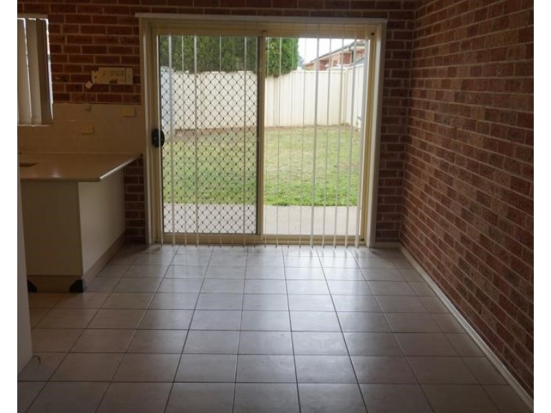 4b Corindi Close, Hoxton Park NSW 2171