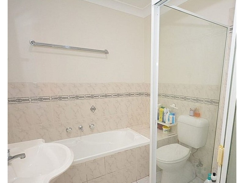 13/10 Todd St, Merrylands NSW 2160