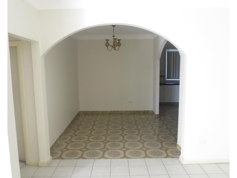 1/186 Elizabeth Dr, Ashcroft NSW 2168