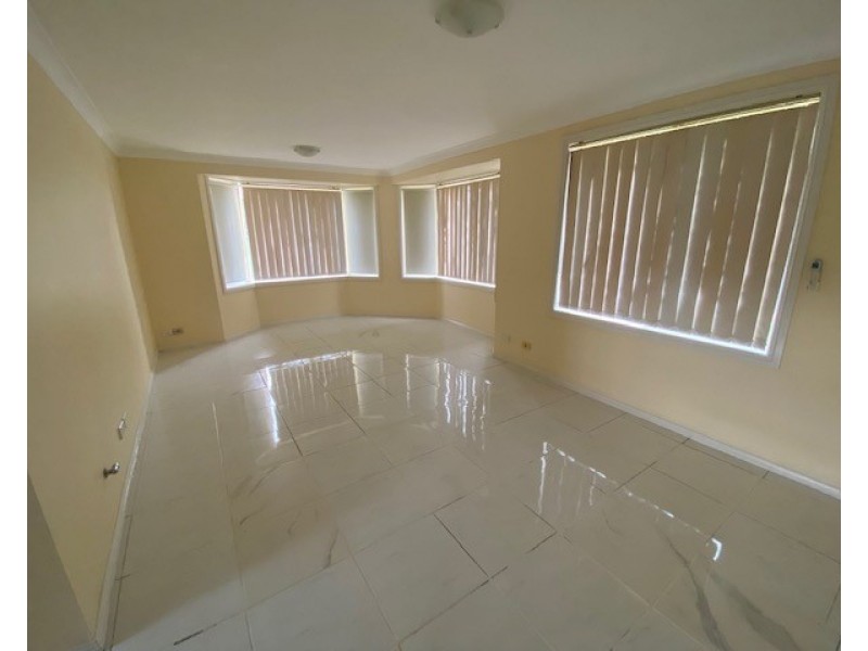 1 Nimbin Avenue, Hoxton Park NSW 2171