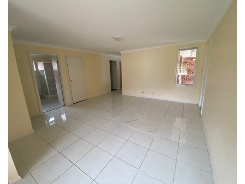 1 Nimbin Avenue, Hoxton Park NSW 2171