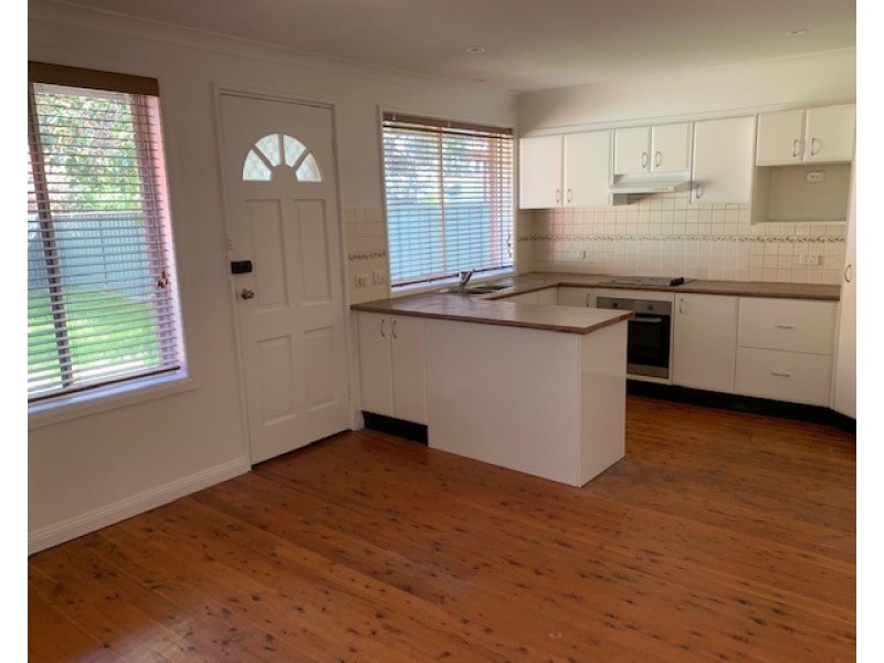 2 Mars Pl, Lansvale NSW 2166