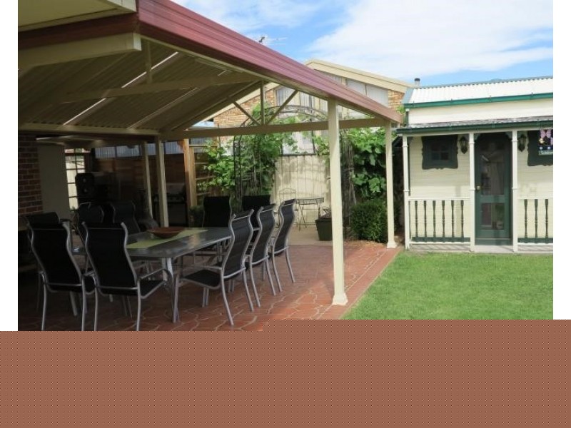 8 Marin Pl, Prestons NSW 2170