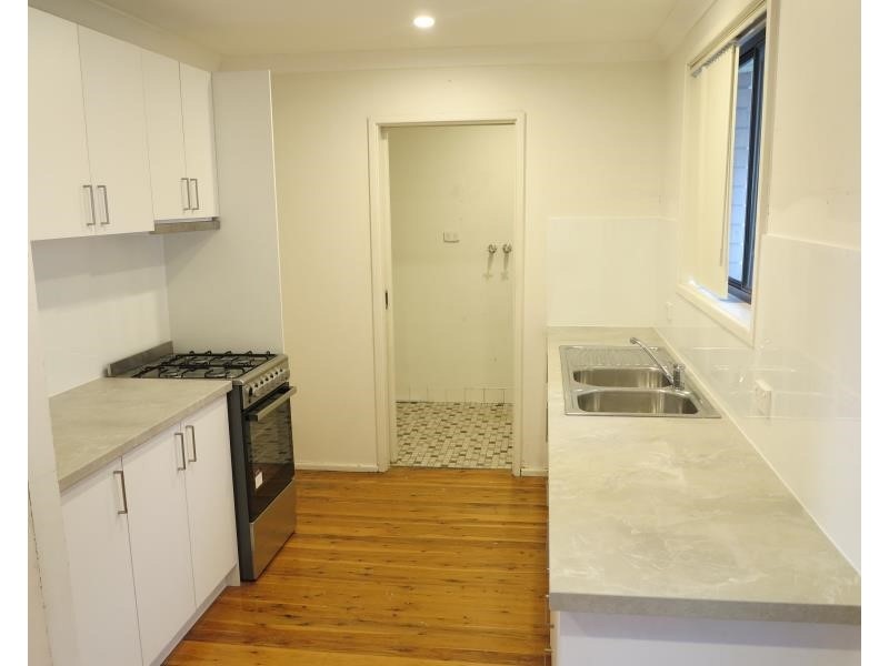 43 Elouera Cres, Woodbine NSW 2560