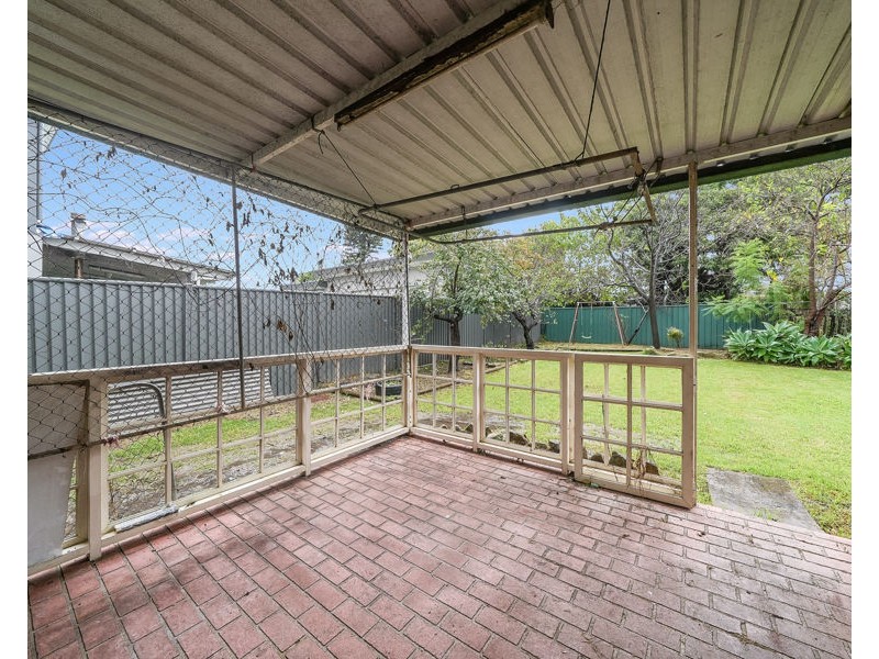 11 Coolaroo Crescent, Lurnea NSW 2170