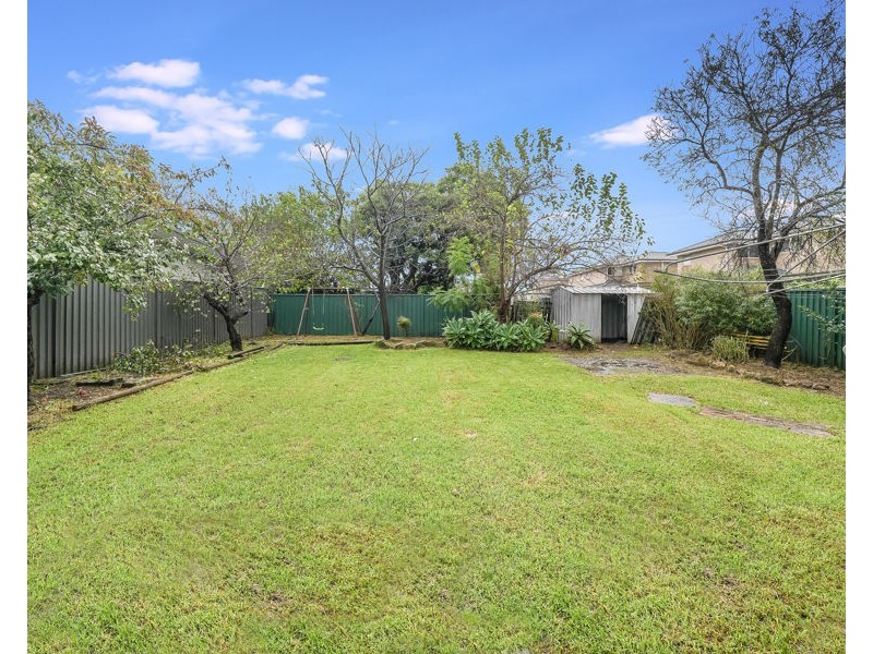11 Coolaroo Crescent, Lurnea NSW 2170