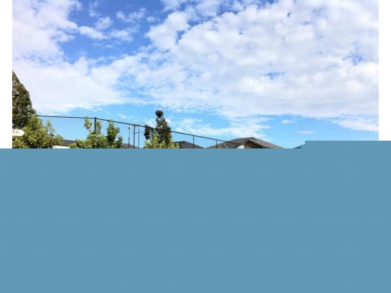 12 Charlie St, Middleton Grange NSW 2171