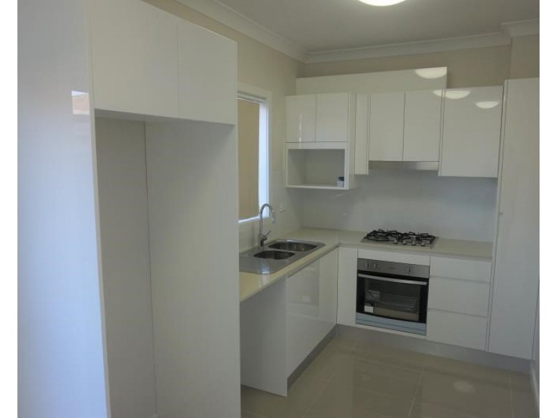3/60-62 Passefield St, Liverpool NSW 2170