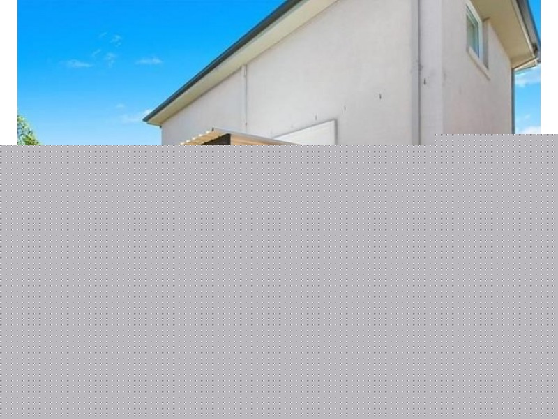2/2 Sylvester Ln, Gregory Hills NSW 2557