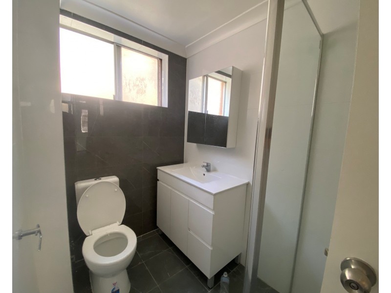 3/86 Harris St, Fairfield NSW 2165