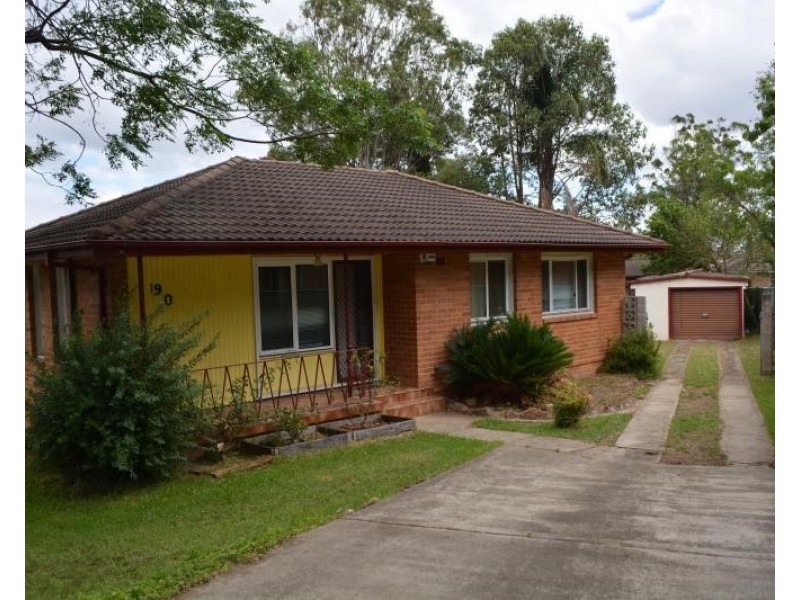 190 Elizabeth Dr, Ashcroft NSW 2168