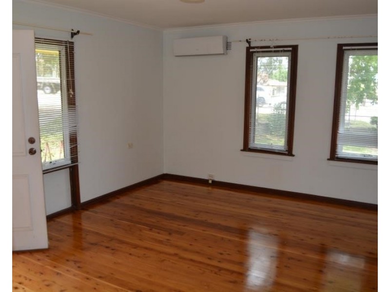 190 Elizabeth Dr, Ashcroft NSW 2168