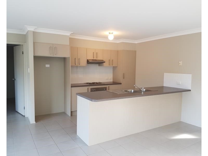 73 Belmont Avenue, Spring Farm NSW 2570