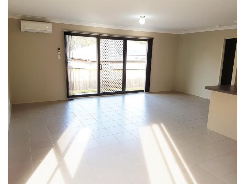 73 Belmont Avenue, Spring Farm NSW 2570
