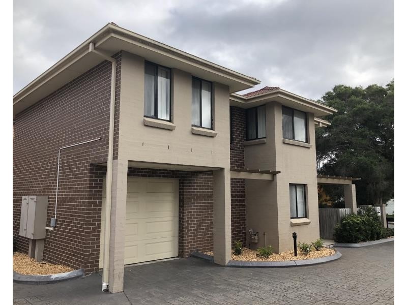 1/44-46 Passefield St, Liverpool NSW 2170
