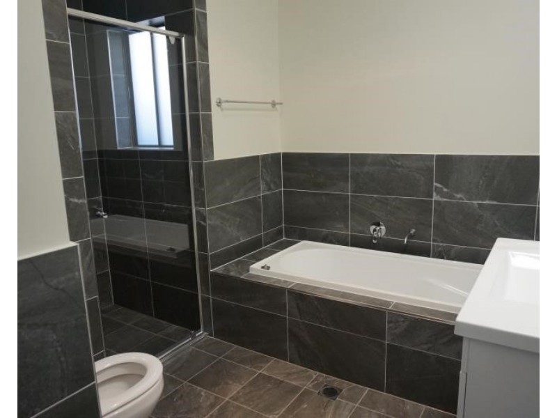 11 Winn Grove, Camden NSW 2570