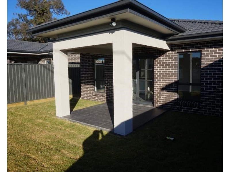 11 Winn Grove, Camden NSW 2570