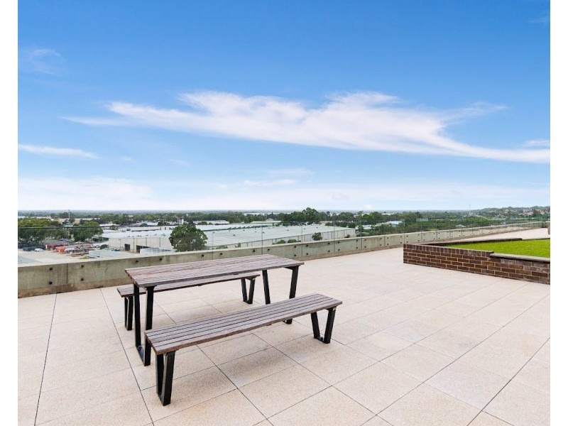 706/6b Atkinson St, Liverpool NSW 2170