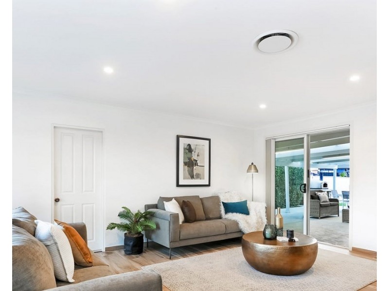 11 Norseman Cl, Green Valley NSW 2168