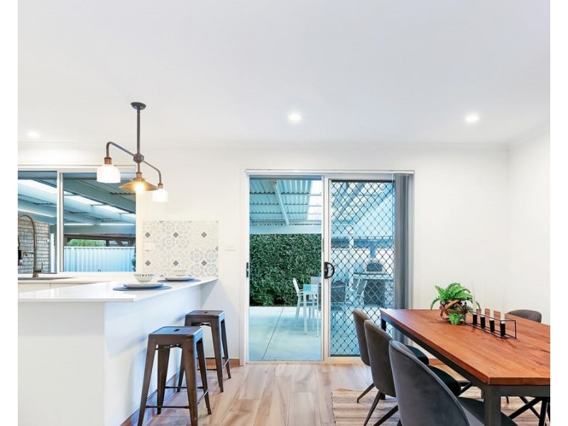 11 Norseman Cl, Green Valley NSW 2168