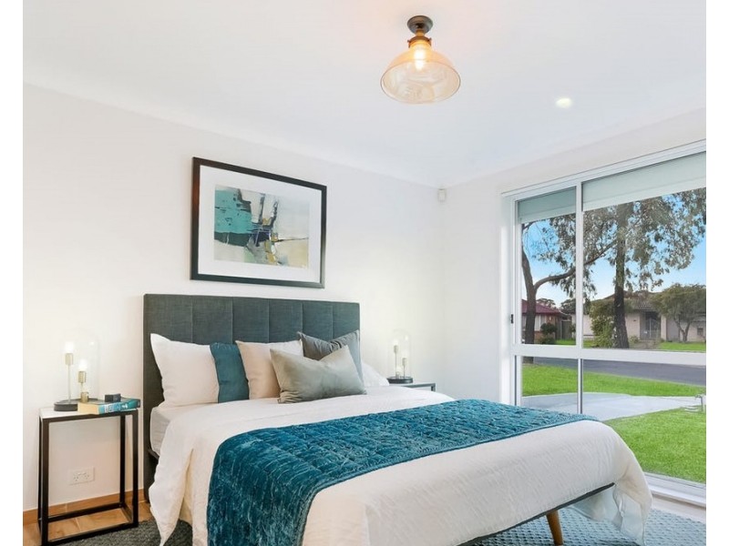 11 Norseman Cl, Green Valley NSW 2168