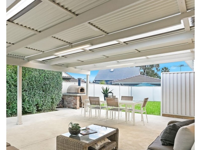 11 Norseman Cl, Green Valley NSW 2168