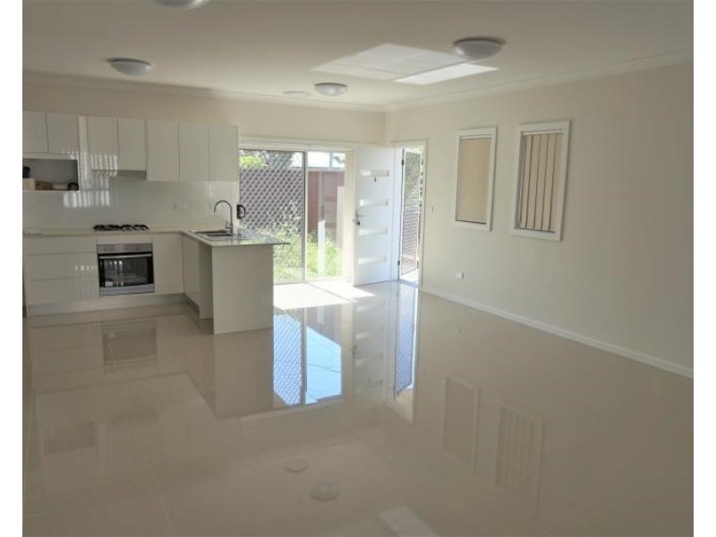 6/60-62 Passefield St, Liverpool NSW 2170