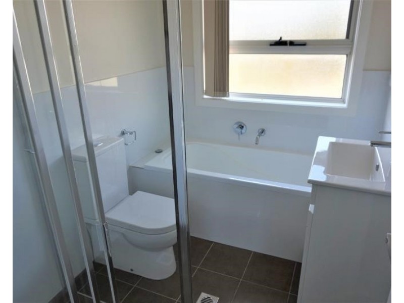 6/60-62 Passefield St, Liverpool NSW 2170