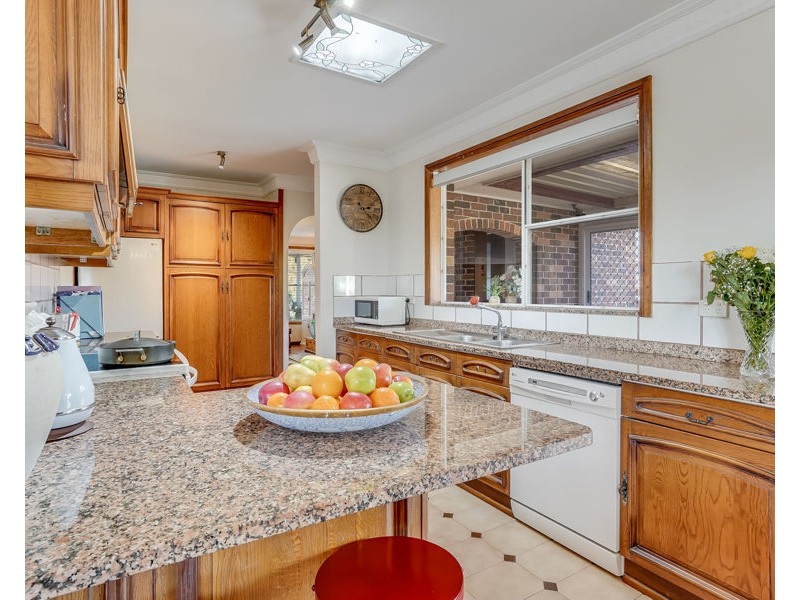 10 Cromarty Place, St Andrews NSW 2566