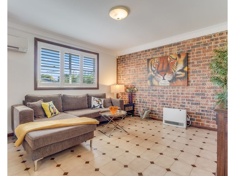 10 Cromarty Place, St Andrews NSW 2566