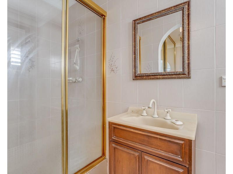10 Cromarty Place, St Andrews NSW 2566