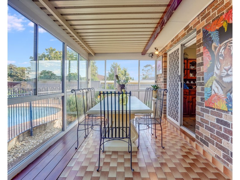 10 Cromarty Place, St Andrews NSW 2566