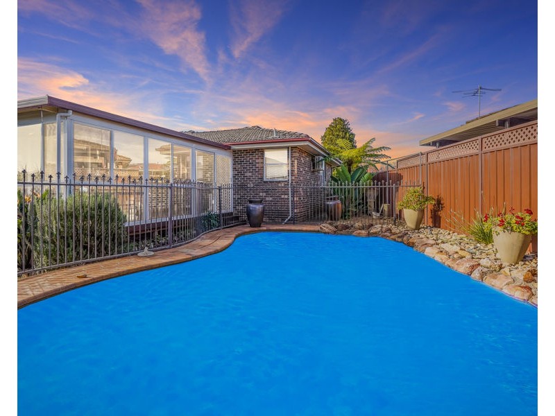 10 Cromarty Place, St Andrews NSW 2566
