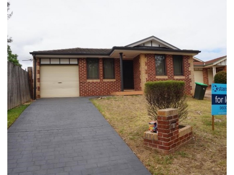3 Astley Way, Casula NSW 2170