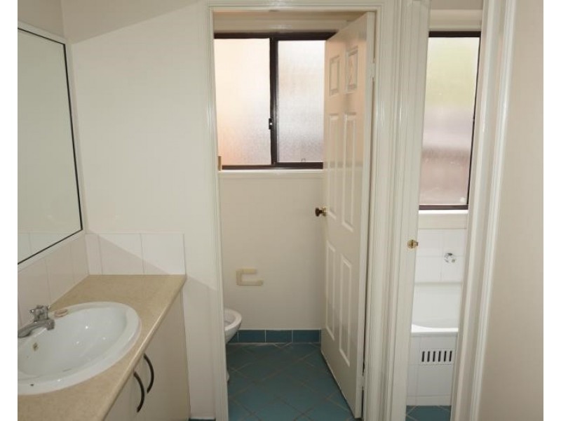 3 Astley Way, Casula NSW 2170