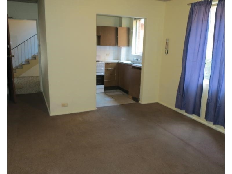 2/16 Nagle St, Liverpool NSW 2170