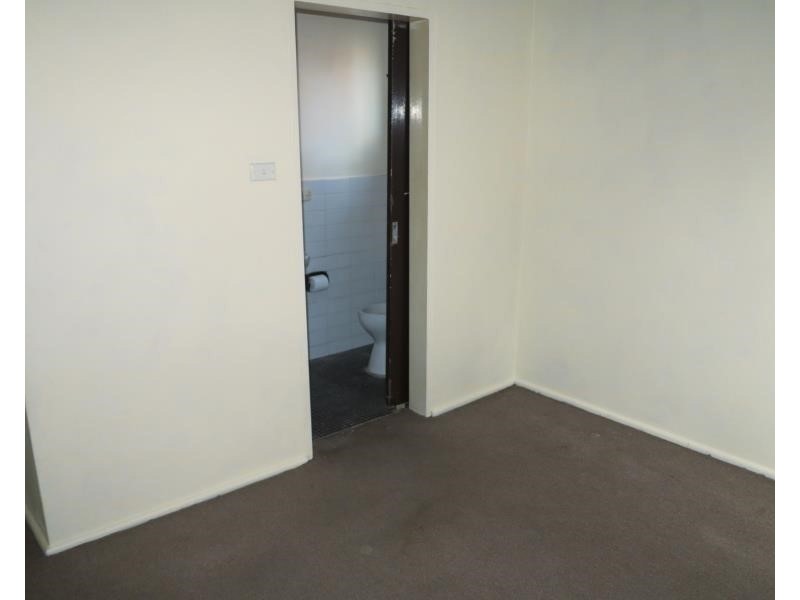 2/16 Nagle St, Liverpool NSW 2170
