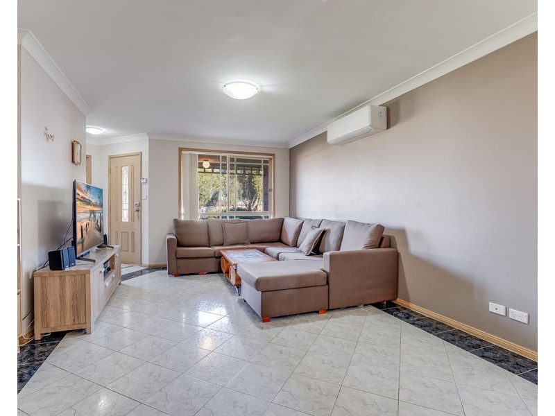 6 Grawin Close, Hinchinbrook NSW 2168