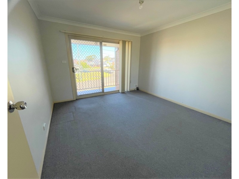 2/43-45 Araluen Ave, Moorebank NSW 2170